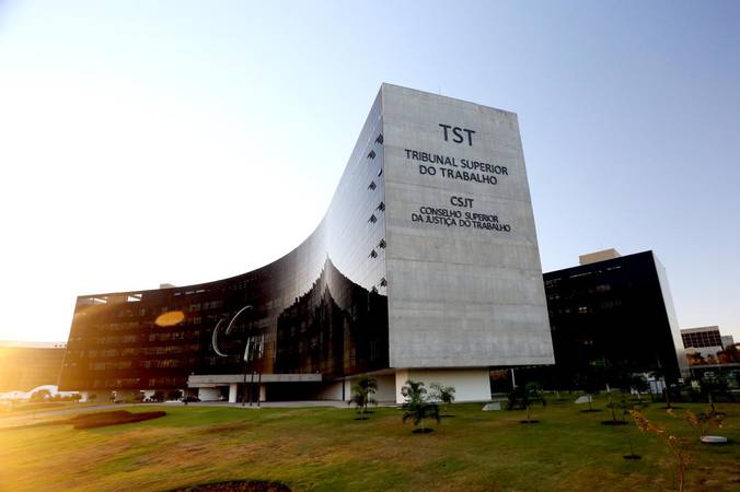 TST afasta responsabilidade de empresa representante comercial